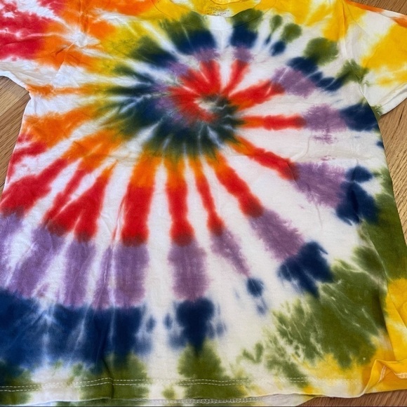 Tie dye tshirt youth S rainbow spiral - Picture 2 of 4